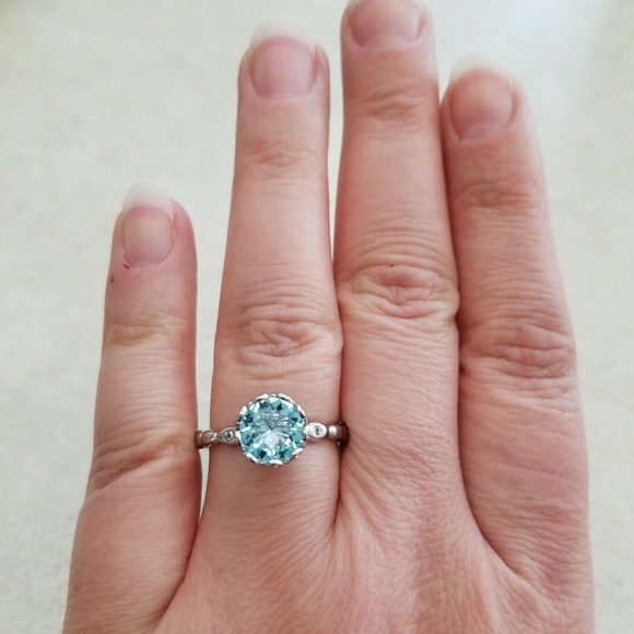 HOST PICK 2X!! 💍 Sterling Acqua Blue Solitaire - Picture 7 of 9
